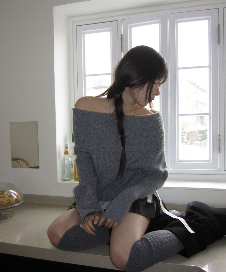 ダメージオーバーオフニット GREY