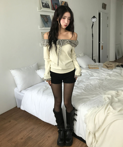 첼리 뽀글이 올밴딩 마이크로미니 숏팬츠 부클팬츠 검정