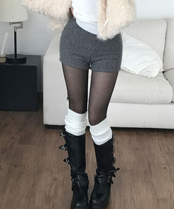 첼리 뽀글이 올밴딩 마이크로미니 숏팬츠 부클팬츠 메란지