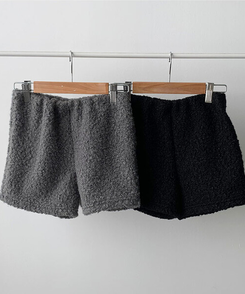 첼리 뽀글이 올밴딩 마이크로미니 숏팬츠 부클팬츠