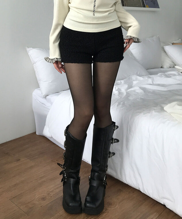 첼리 뽀글이 올밴딩 마이크로미니 숏팬츠 부클팬츠 검정