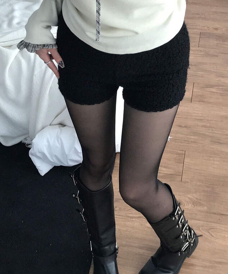 첼리 뽀글이 올밴딩 마이크로미니 숏팬츠 부클팬츠 검정