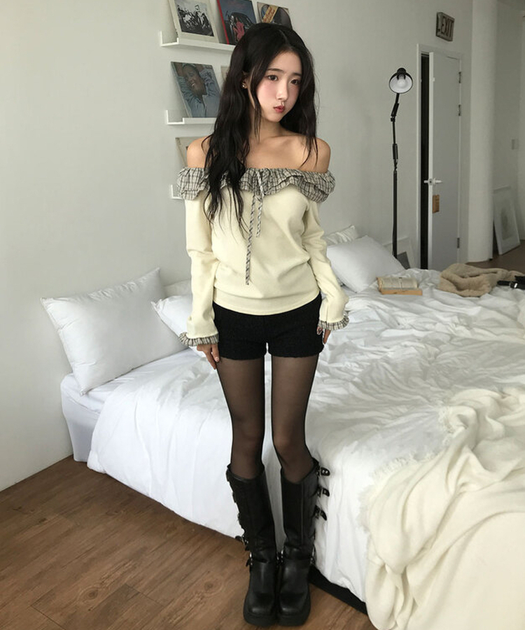 첼리 뽀글이 올밴딩 마이크로미니 숏팬츠 부클팬츠 검정