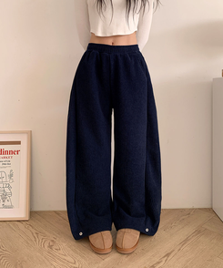 케스 기모안감 코듀로이 와이드 사이드핀턱 밴딩 팬츠 벌룬핏 네이비