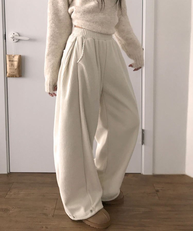 케스 기모안감 코듀로이 와이드 사이드핀턱 밴딩 팬츠 벌룬핏 아이보리