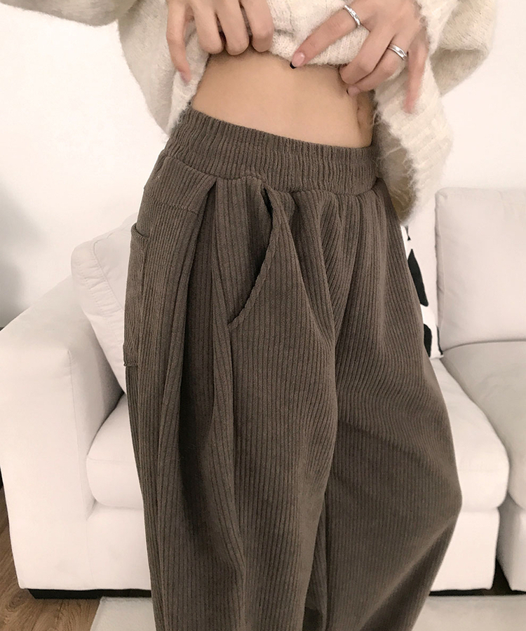 케스 기모안감 코듀로이 와이드 사이드핀턱 밴딩 팬츠 벌룬핏 브라운