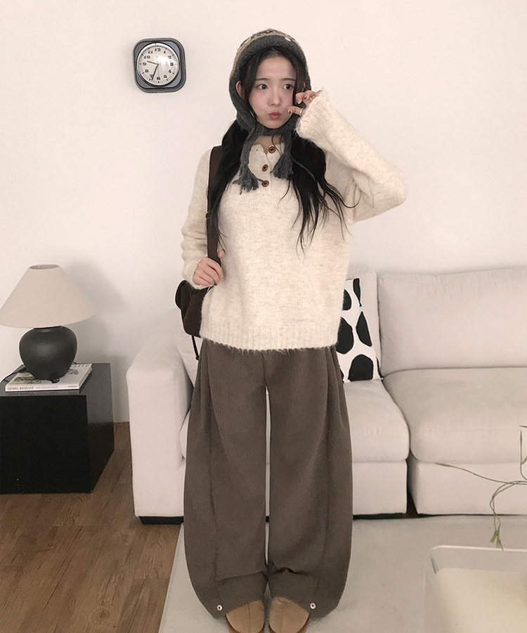 케스 기모안감 코듀로이 와이드 사이드핀턱 밴딩 팬츠 벌룬핏 브라운