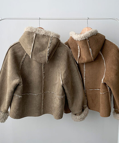 레뮤 스웨이드 양털안감 나그랑 포켓 후드 무스탕