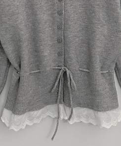 レースフリルストラップニットカーディガン
