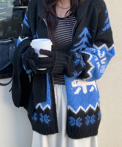 ユキノルディックカラージップアップ BLUE