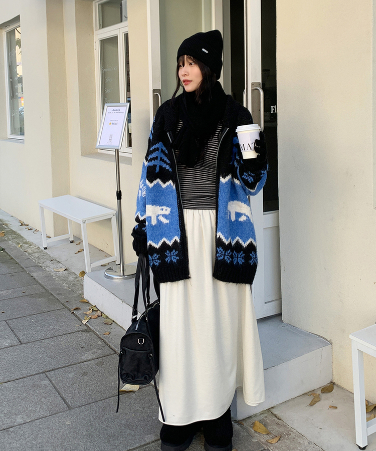 ユキノルディックカラージップアップ BLUE