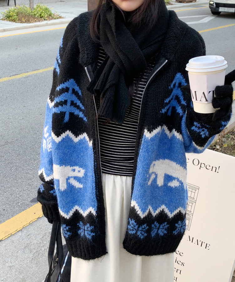 ユキノルディックカラージップアップ BLUE