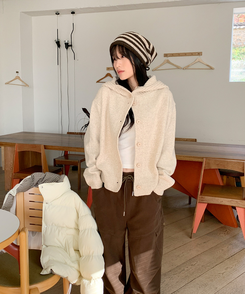 ハイネックフードカーディガン BEIGE