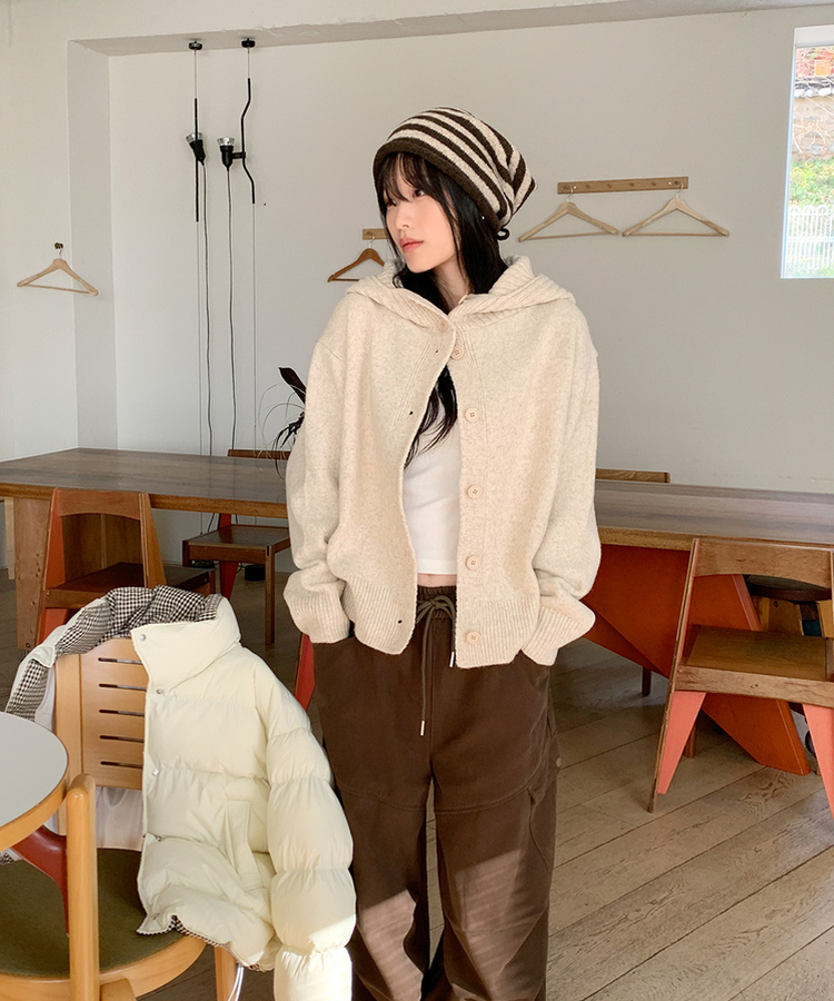 ハイネックフードカーディガン BEIGE