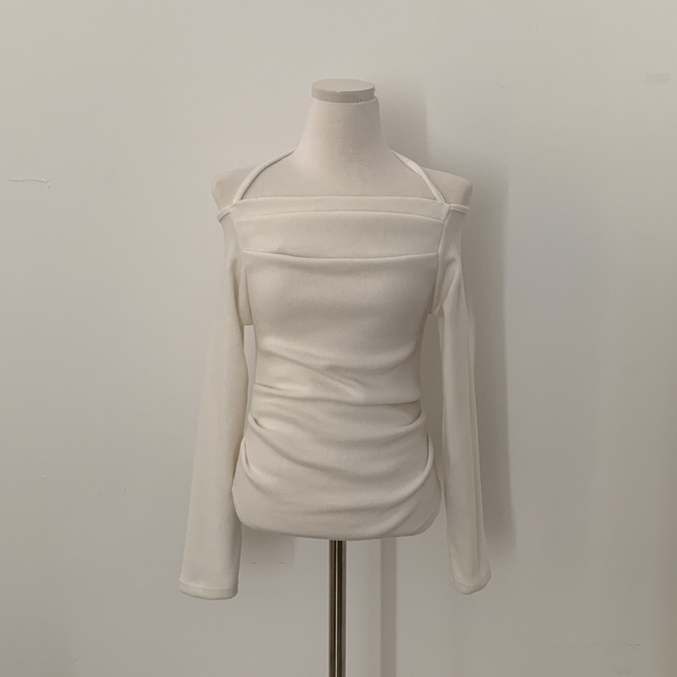 벨라 홀터넥 여리핏 셔링 긴팔티셔츠블라우스