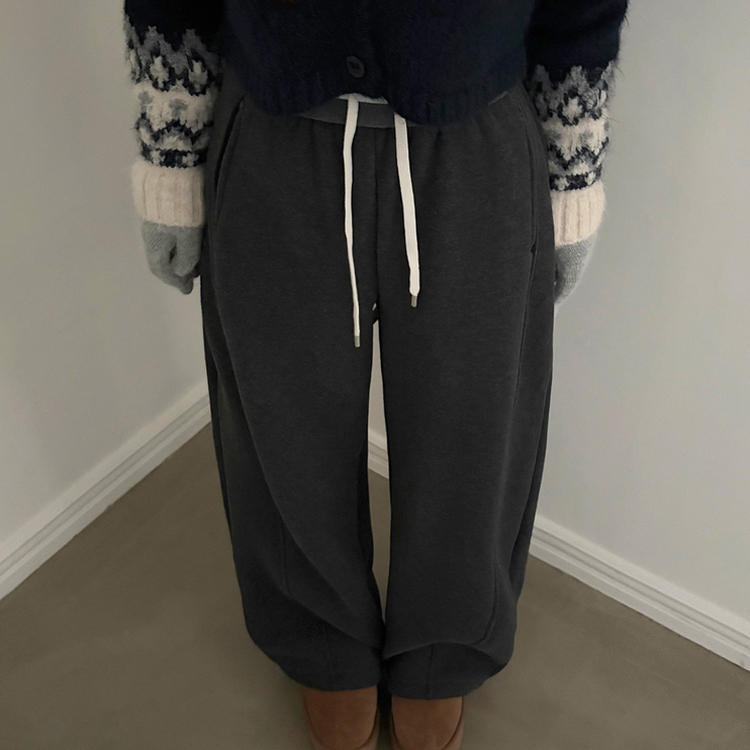 【起毛】モーメントツートントレーニングパンツ CHARCOAL