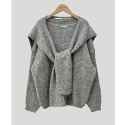 ふんわりムードショルダーニット