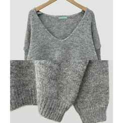 ふんわりムードショルダーニット