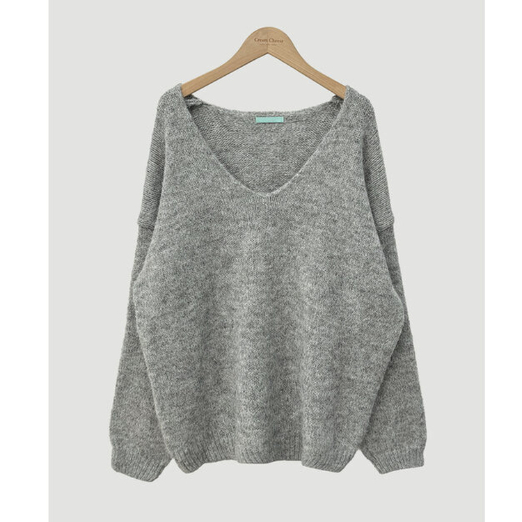 ふんわりムードショルダーニット