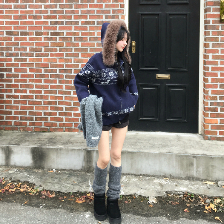 ノルディックファーフードニットジップアップ NAVY