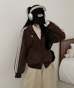 【起毛】レースラインペンダントハイネックジップアップ BROWN