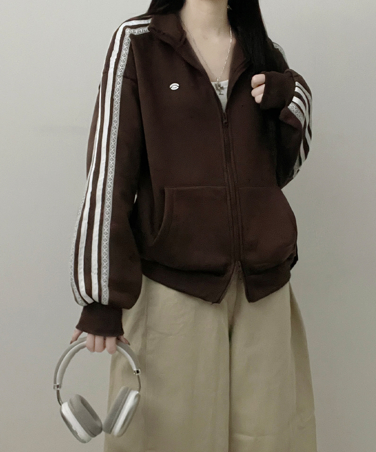 【起毛】レースラインペンダントハイネックジップアップ BROWN