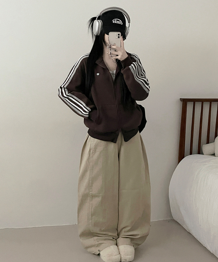 【起毛】レースラインペンダントハイネックジップアップ BROWN