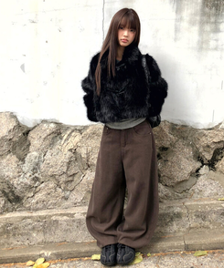 ボタンファーショートジャケット BLACK