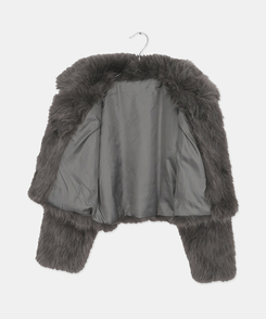 ボタンファーショートジャケット