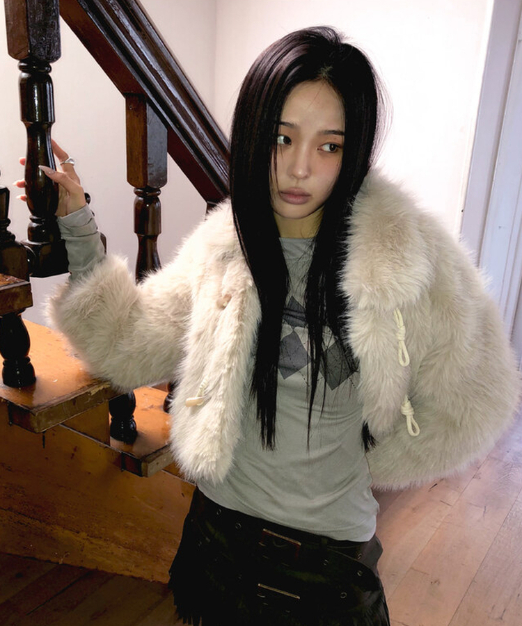 ボタンファーショートジャケット BEIGE