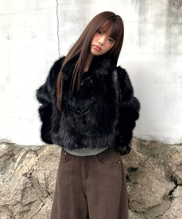 ボタンファーショートジャケット BLACK