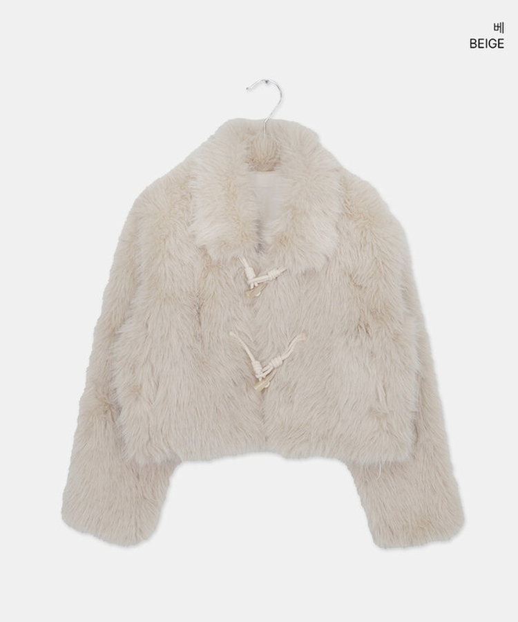 ボタンファーショートジャケット