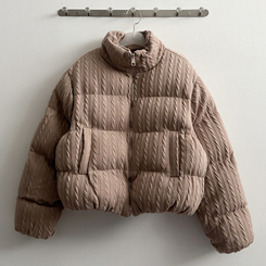 パターンダウンジャンパー