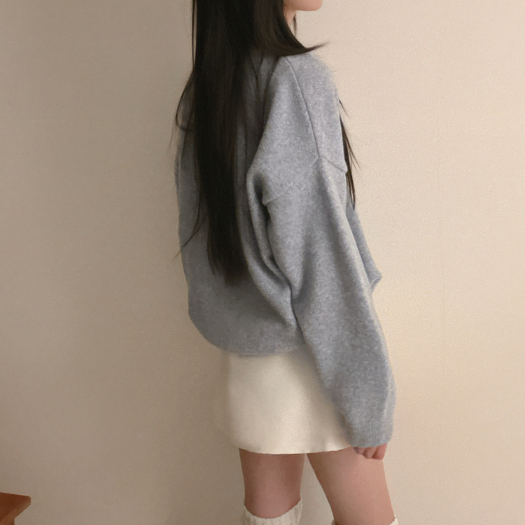 ベーシックウールVネックニット(9color) SKY BLUE