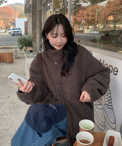 オーバーフィットハイネックハーフコート BROWN