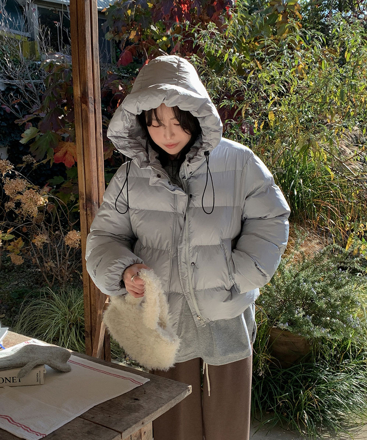 フードクロップショートダウン LIGHT BLUE