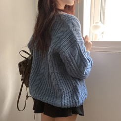 ケーブルVネックルーズフィットニット(5color) BLUE