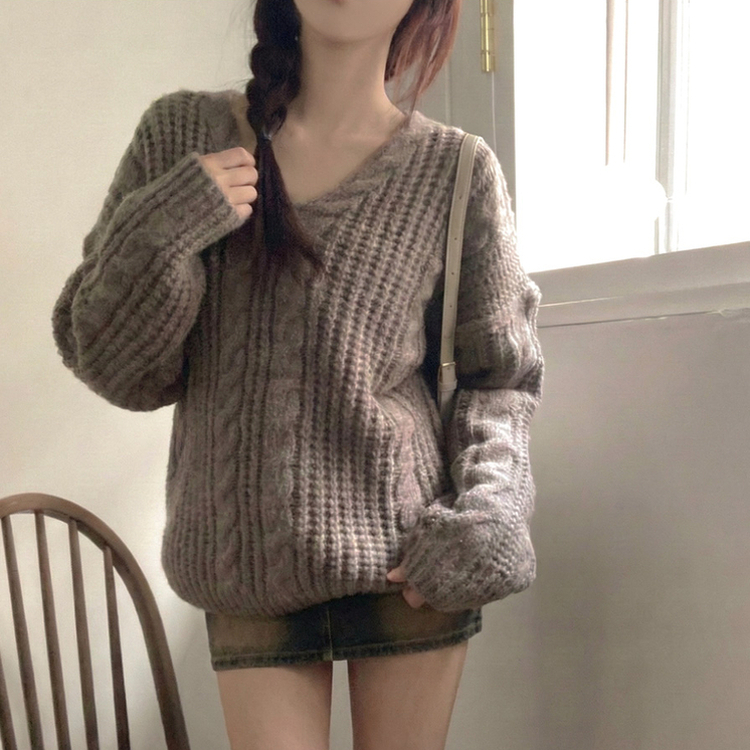 ケーブルVネックルーズフィットニット(5color) BROWN