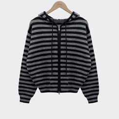 ストライプニットフードジップアップ