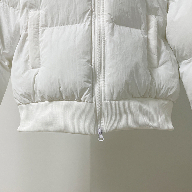 モコモコウインターダウンジャンパー