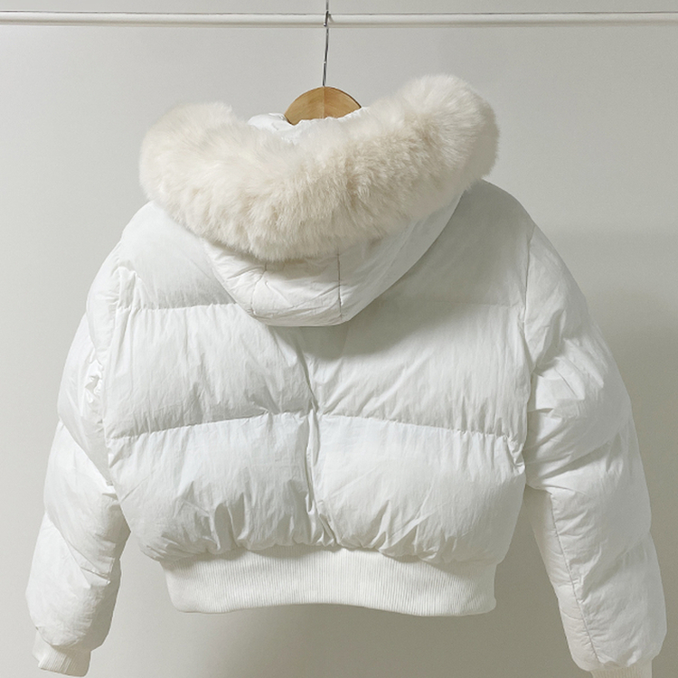 モコモコウインターダウンジャンパー