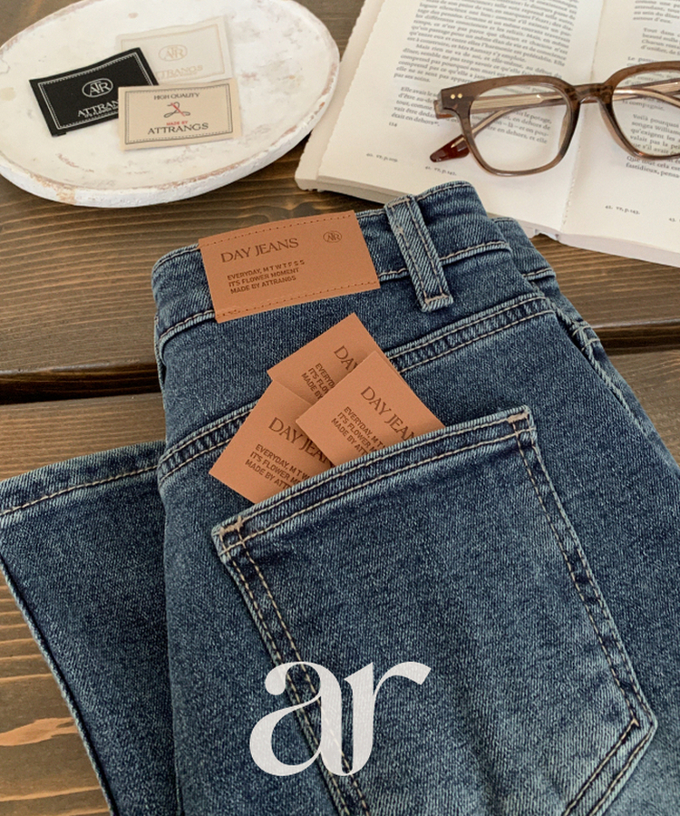 （自社製作／裏起毛／S～L展開／美脚シルエット）   Day Jeans No.73 ウォッシュ ブーツカットデニム