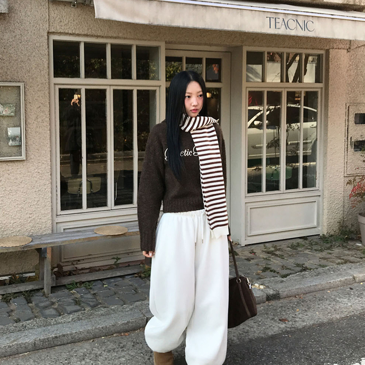 レタリングフードウールニット BROWN