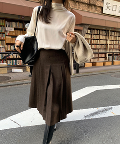 ヘリンボーンウールプリーツミディスカート BROWN