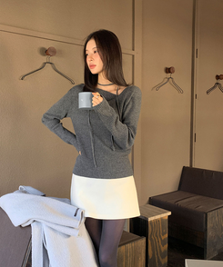 ウールオフショルダーニット CHARCOAL