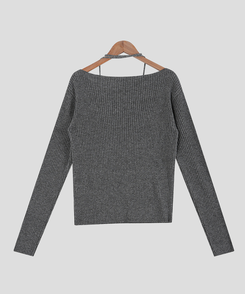 ウールオフショルダーニット