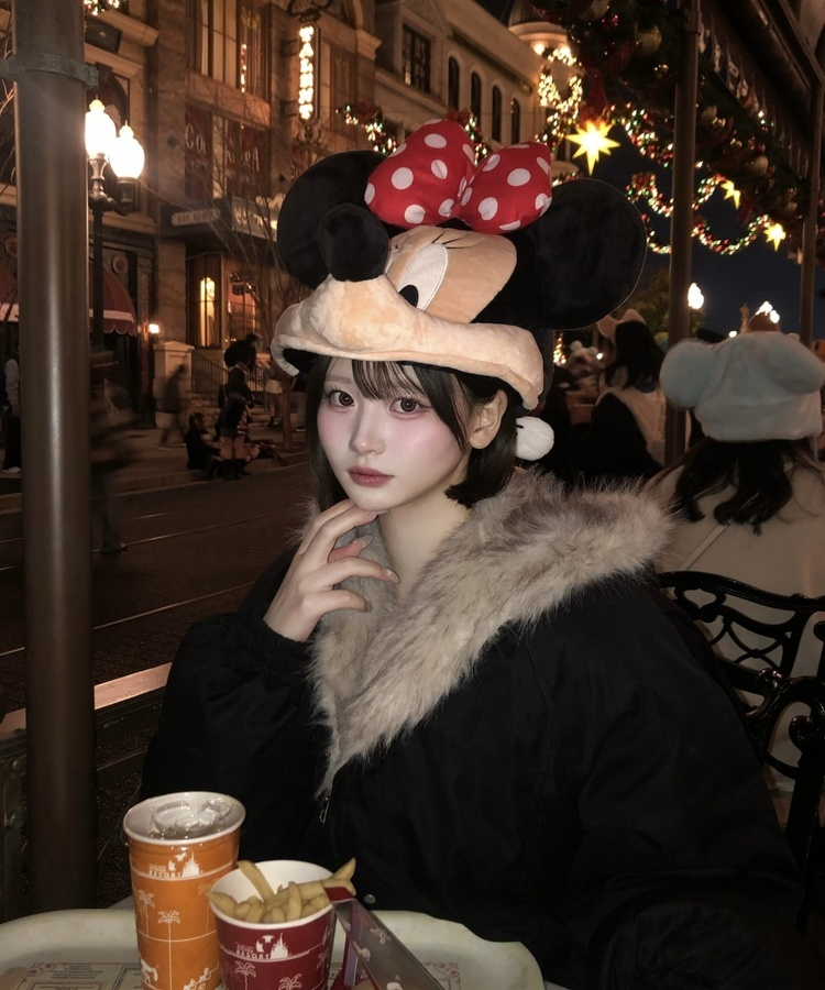 FLAGSTUFF フード付きファージャンパー FLAGSTUFF フード付きファージャンパー - メルカリ