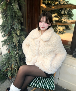 카라 퍼 누빔 고퀄 자켓 아이보리