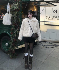 카라 퍼 누빔 고퀄 자켓 아이보리