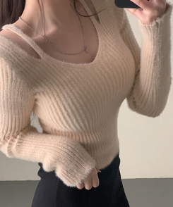 アンゴラショルダースリットニット BEIGE